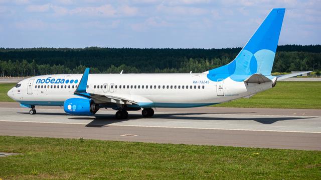 RA-73245:Boeing 737-800:Air 2000